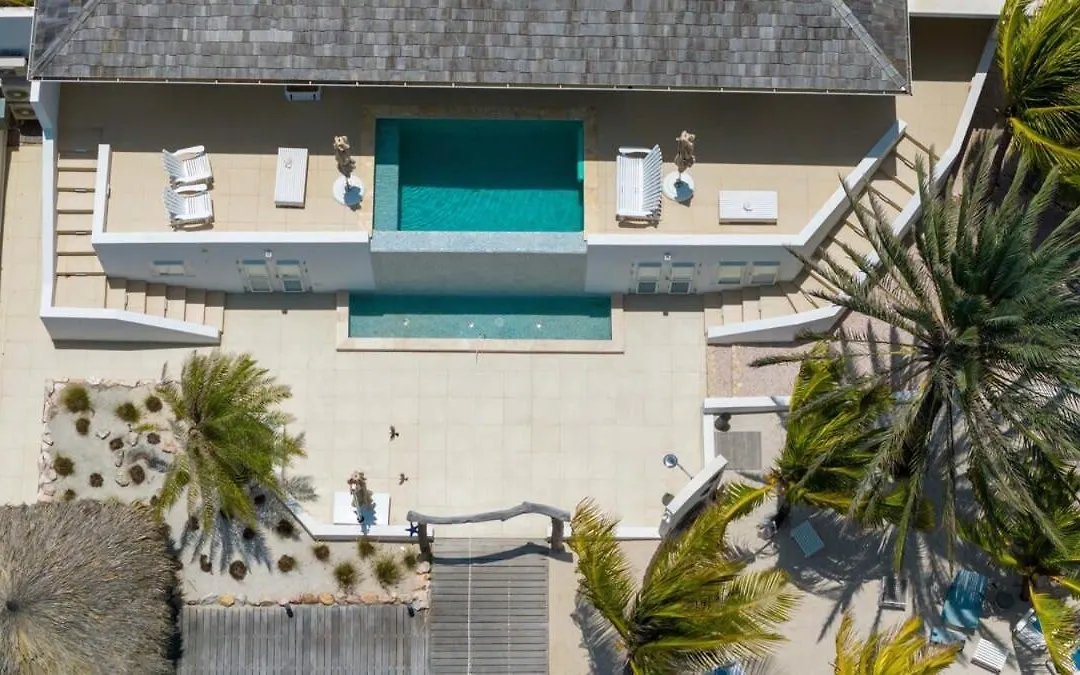 Tropical Luxury & Private Beach - La Villa Blanca-1